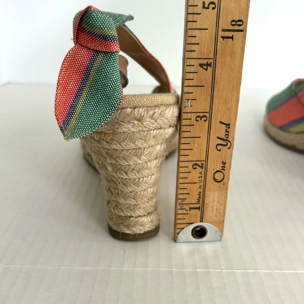 Coldwater‎ Creek Espadrille Wedge Heels Sandals Multi Colored Stripes size 8.5